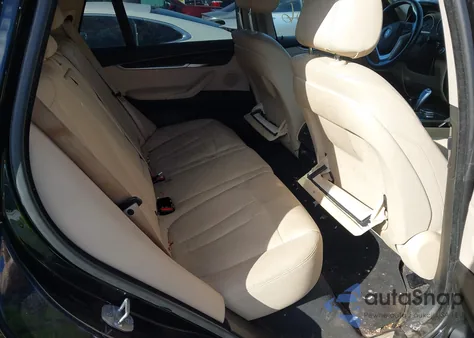 2016 BMW X5 xDrive35I z USA, uszkodzony, nr VIN 5UXKR0C55G0S90086